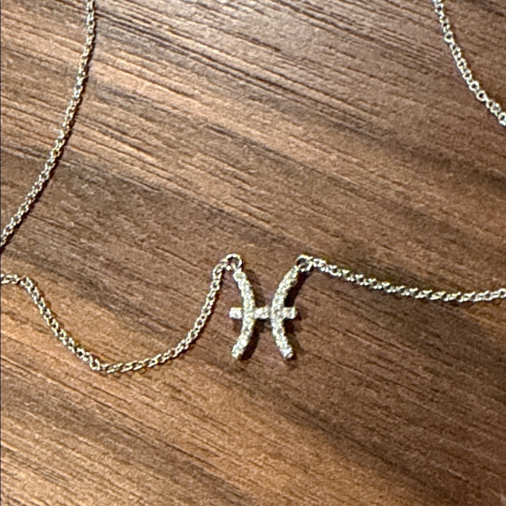 Miki and Jane White Gold Pisces ♓️ Zodiac Necklace with diamonds - Picture 2 of 8